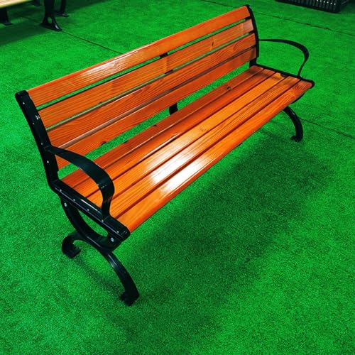 Banc de cour avec dossier et accoudoirs pour créer un coin lecture au jardin
