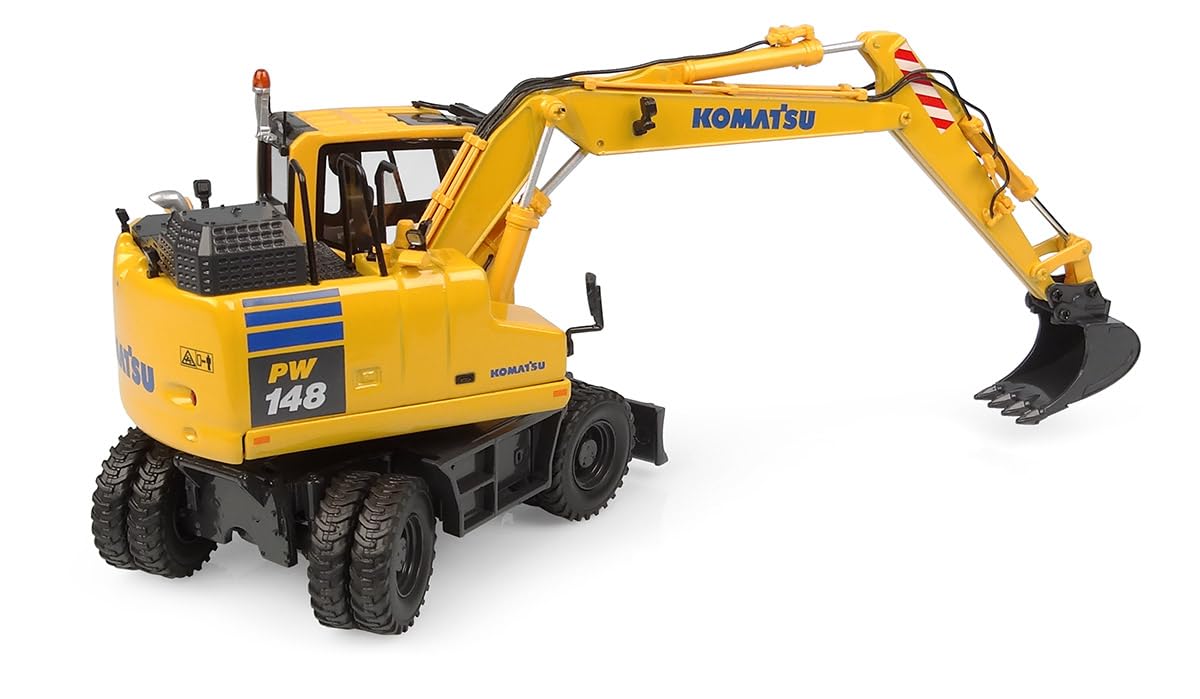 Universal Hobbies Escavatore idraulico Komatsu PW148-11