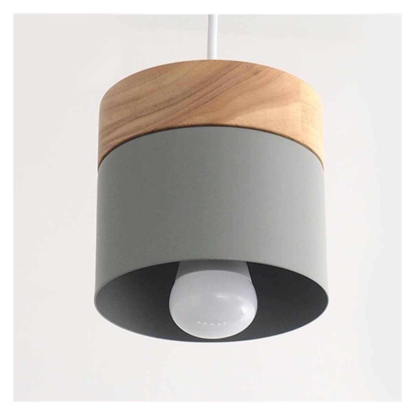 Lustre en métal moderne au design créatif pour l'éclairage d'un restaurant chic