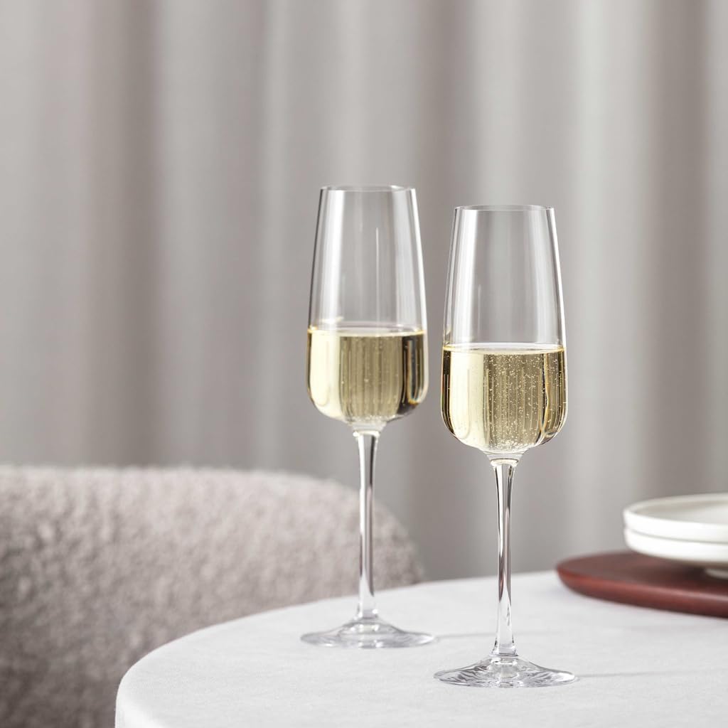 Villeroy & Boch Afina Collection Sparkling Wine/Champagne Glasses, Set of 4, Flutes Perfect for Champagne, Prosecco or Sparkling Wine, 4 oz Capacity, Crystal Glass, Made in Europe, Dishwasher-safe