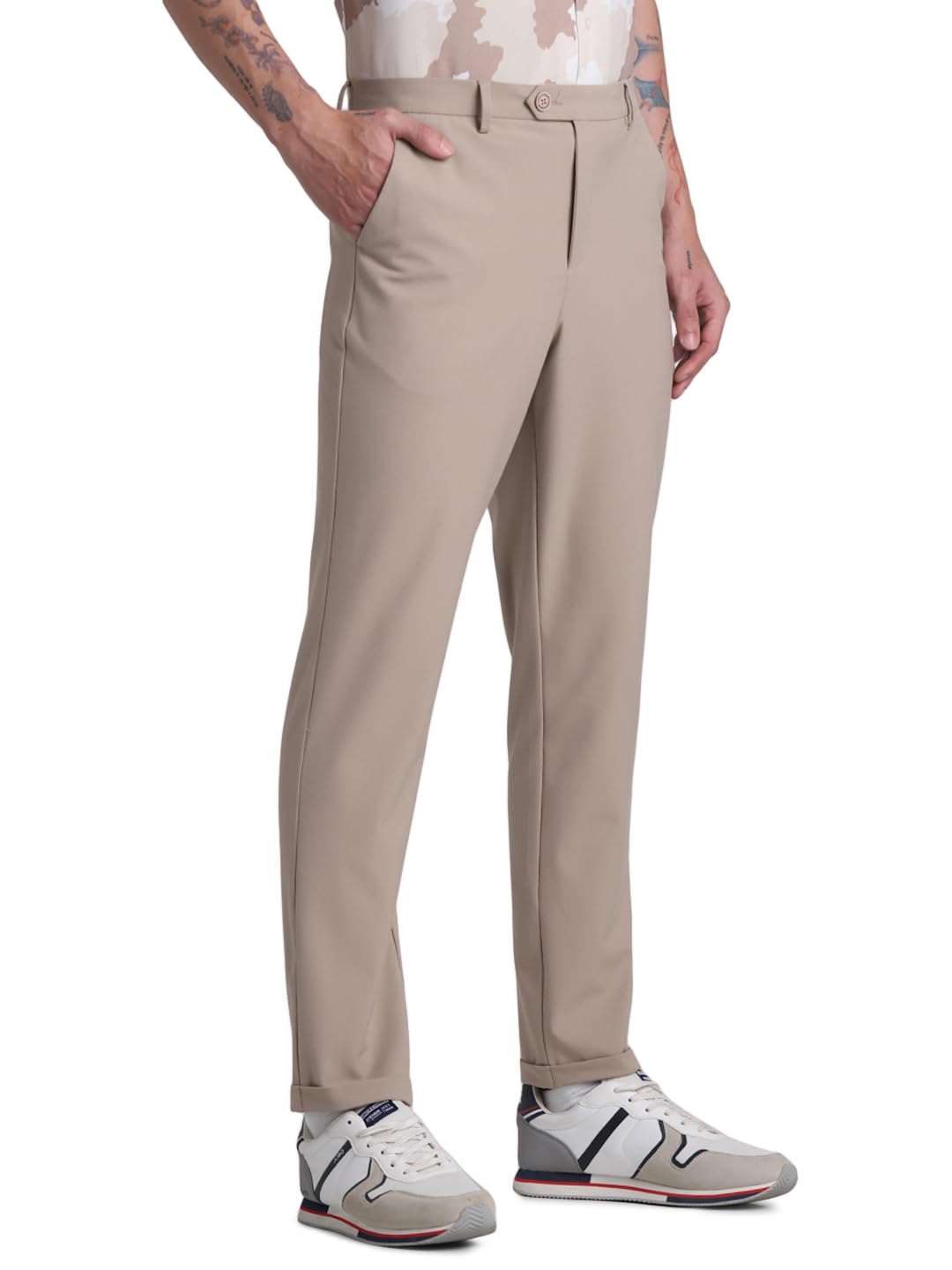 Jack & Jones Men Solid Slim Fit Mid Rise Stretchable Pants in neutral