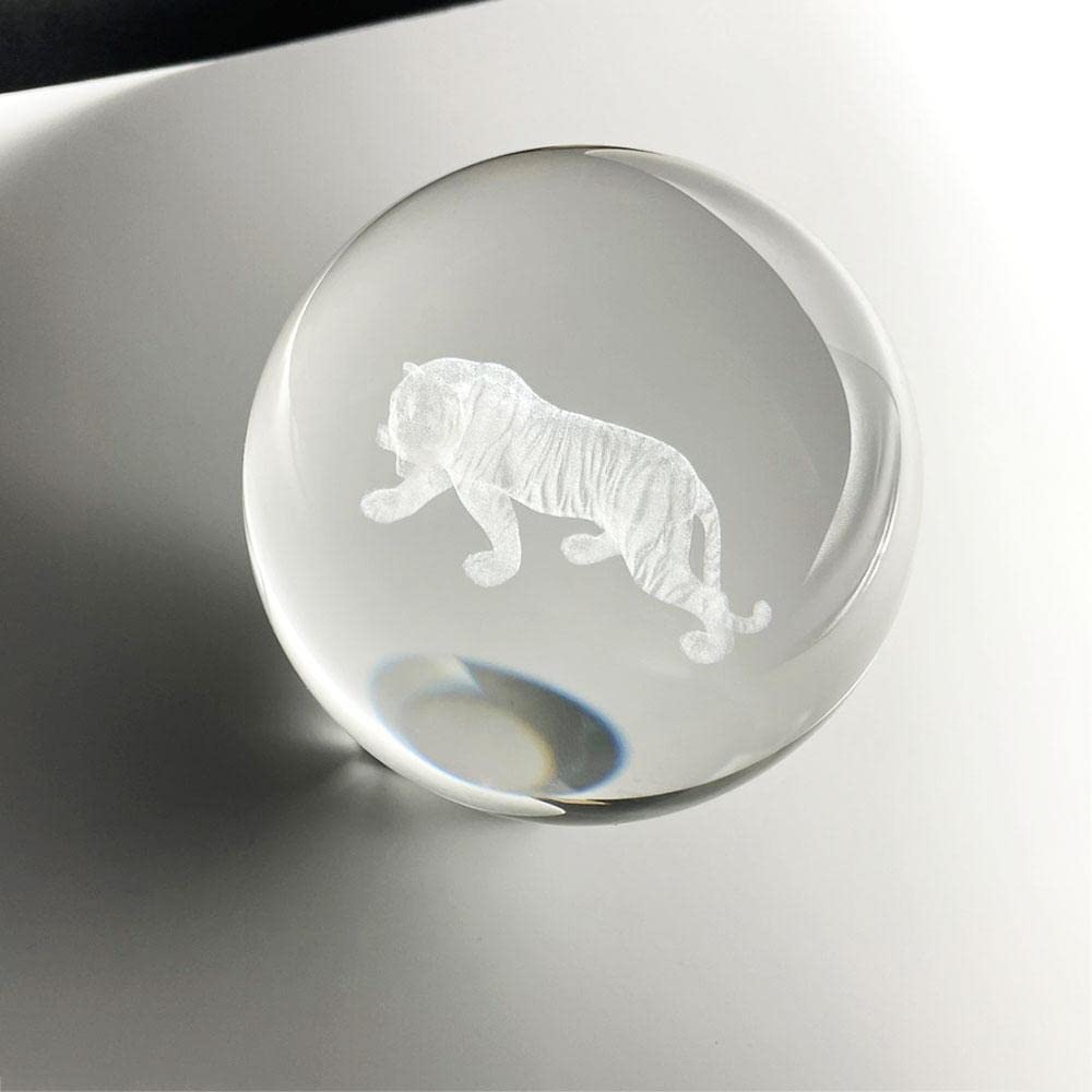 Amazon.co.jp: 風水 置物 虎 寅 トラ 水晶球 クリスタル クリスタル
