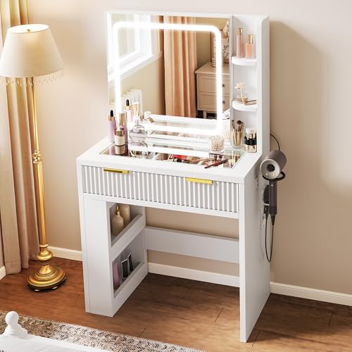 YITAHOME Tocador con iluminación LED Ajustable y enchufes, Mesa de Maquillaje con Tablero de Cristal Transparente, tocador para Dormitorio, 1 cajón y 4 Compartimentos, Color Blanco