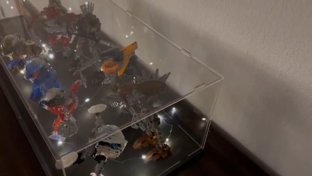 Amazon.com: DuvinDD Acrylic Display Case for 1/8 Scale Model Car