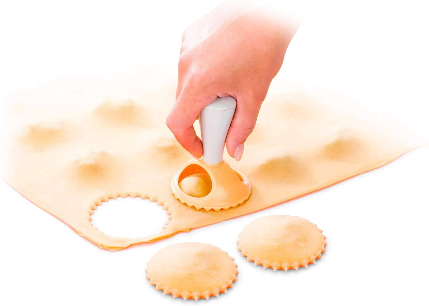 Taglia ravioli in 4 forme - tortelli - dolci - salati - pasta - pastella - forma - stampo - cuore - quadrato - tondo - triangolo - accessori cucina - utensili - colore random