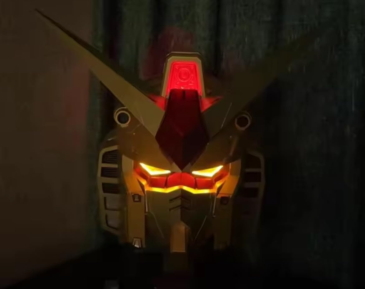 ガンダム Rx-78 アクション ヘルメット マスク LED発光 Amazon.co.jp: [EINI] ガンダム マスク リアルモデル 専用台座付属