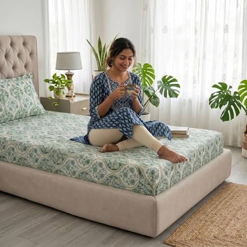 Image of Mafatlal Grace Comfortable Single Bedsheet | 186 TC | 60x90 Inch | Pure Cotton Weave for Better Sleep | Ideal for Home, Hostel & PG Use | Organic Grey