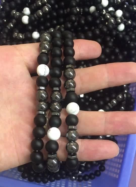 Vista 2 de Tobilleras de obsidiana negra antihinchazón para mujeres y hombres, ajustable, pulsera de tobillo de obsidiana negra, pulseras de terapia