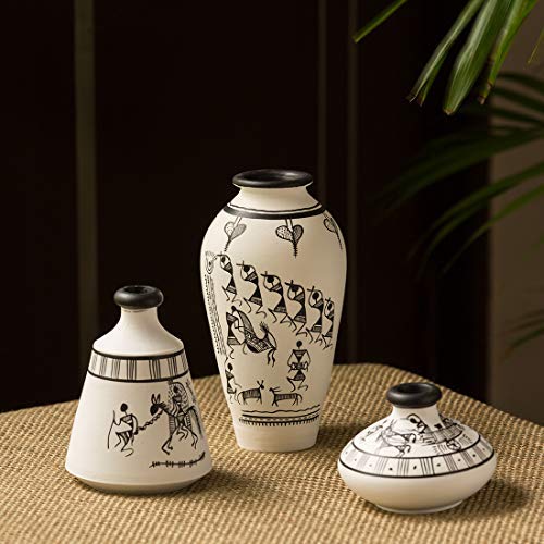 Vases en terre cuite Warli Blanc pour valoriser un coin de pièce vide