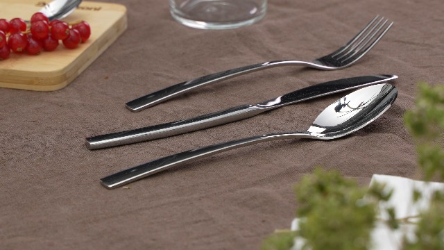 Barazzoni, Set di Posate da Tavola Malachite Bronzo, Monoblocco in acciaio inox 18/10, per 6 persone, 24 pezzi: 6 forchette, 6 cucchiai, 6 coltelli, 6 cucchiaini da tè