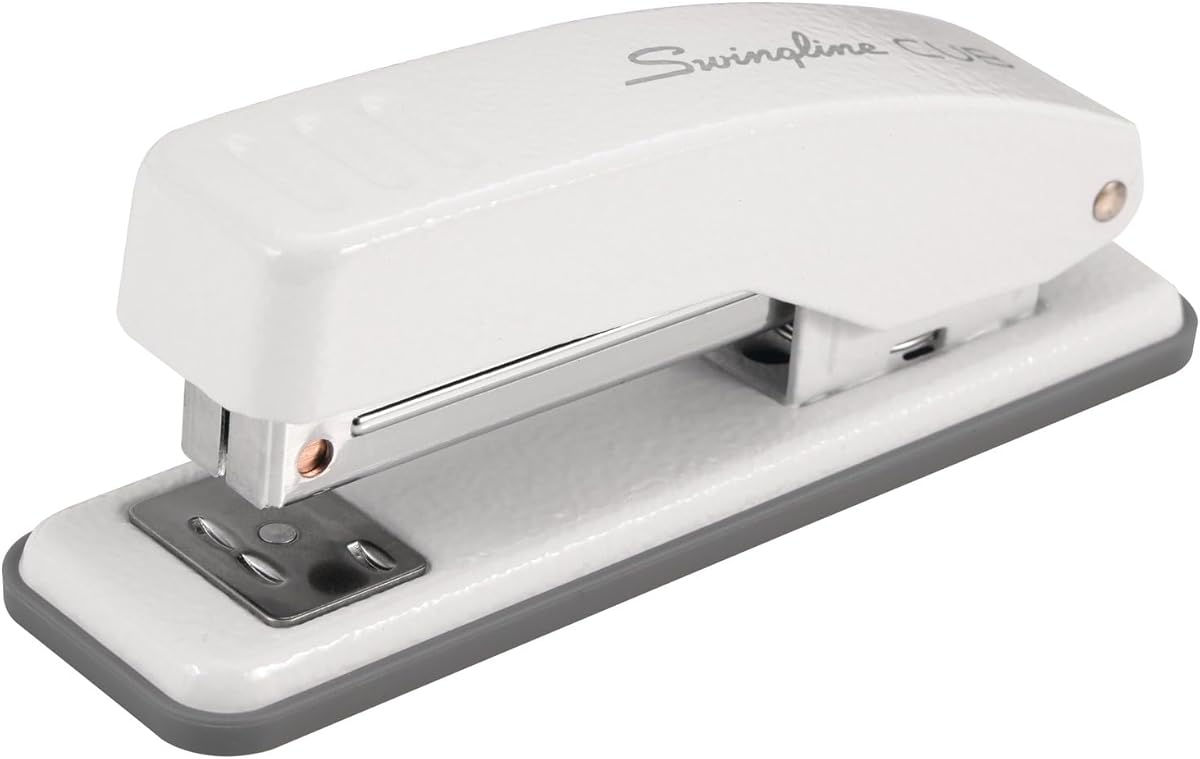 Swingline Stapler, Cub Compact Desktop Stapler, 20 Sheet Capacity, Metal, Arctic White (S701067) : Everything Else