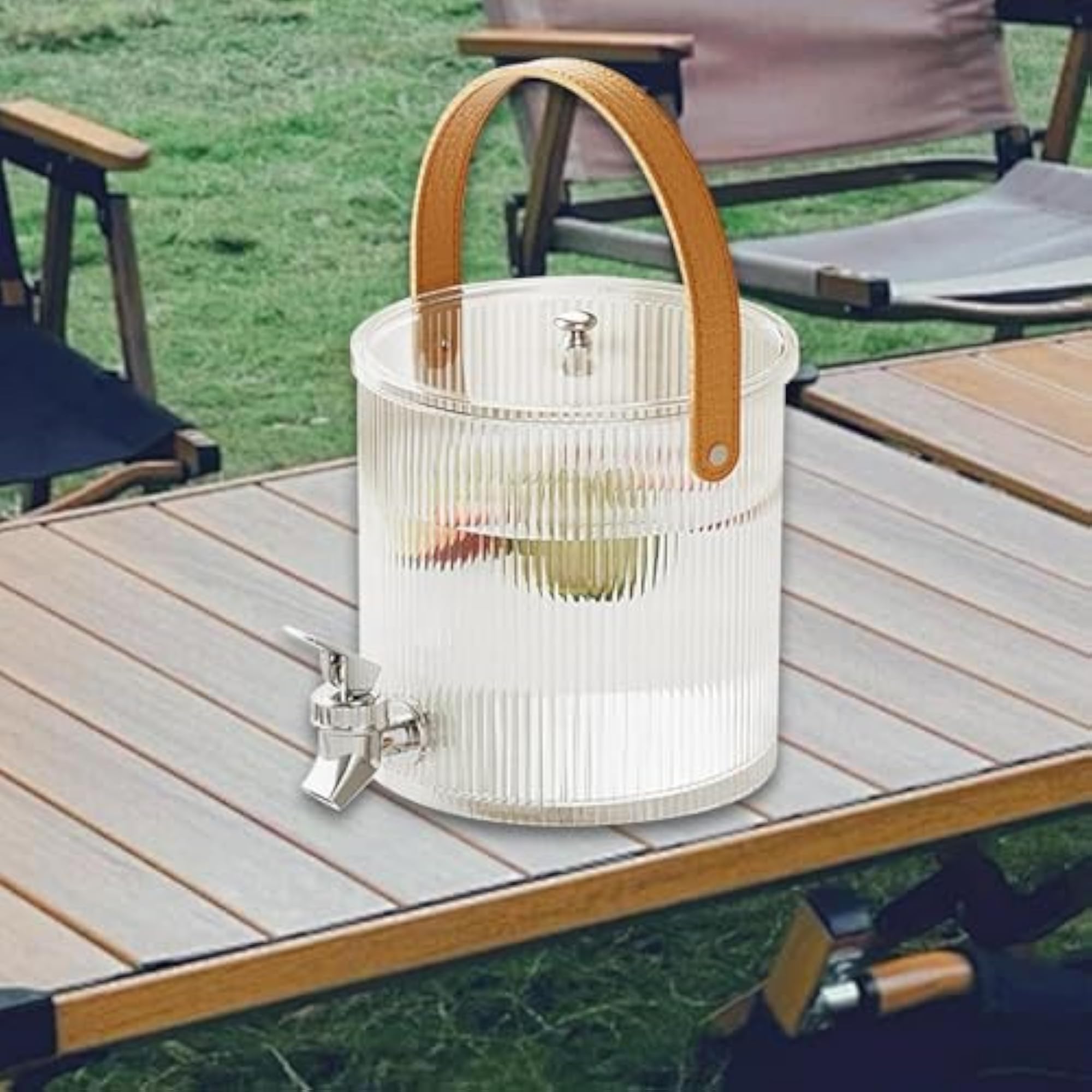 Luxury Cold Water Jug with Faucet, Clear White
