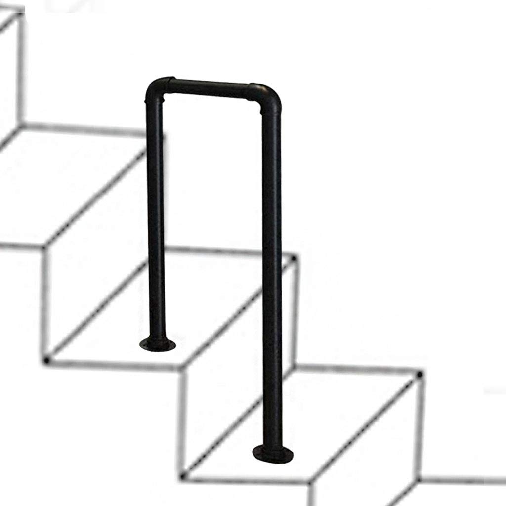 Garde-corps en U en fer forgé pour sécuriser le perron de la maison