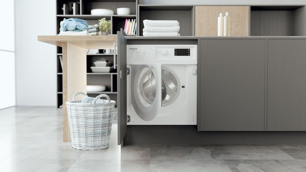 Hotpoint Ariston Lavatrice da incasso a carica frontale: 7,0 kg, BI WMHG 71483 EU N