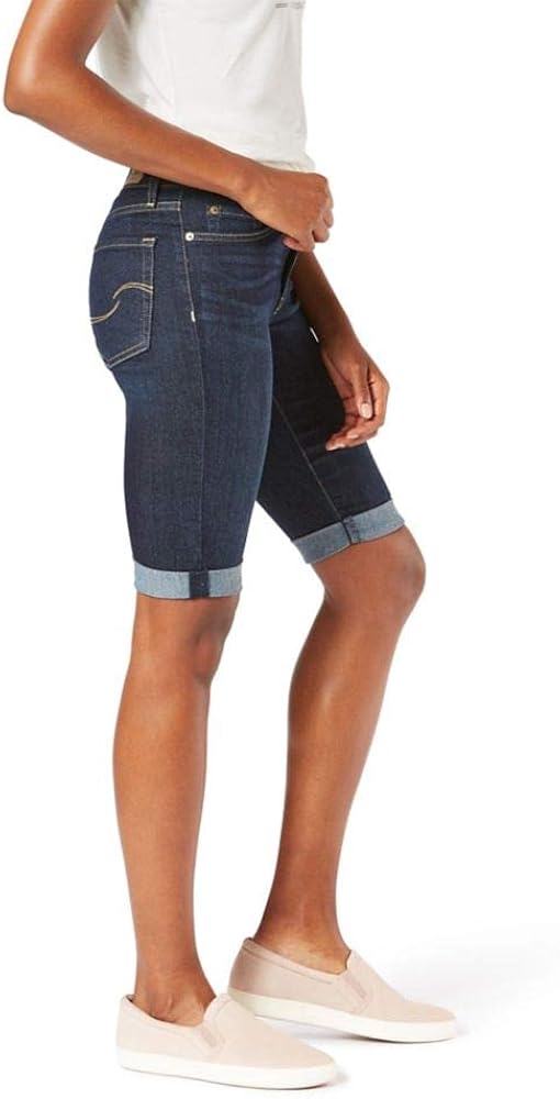 Signature by Levi Strauss & Co. Gold Label Women's Mid-Rise Bermuda Shorts (Standard and Plus) at  Women’s Clothing store