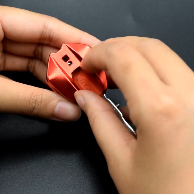 小物 Mackey Amazon.com: RoadMad aluminum key cover for Monster 795 695