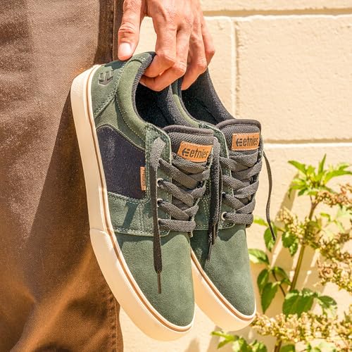 Image of Etnies Barge LS - Classic Skate Look, Slim Vulcanized Silhoutte, Hefty Armored Collar, Reinforced Vulc - Green /Black - 7