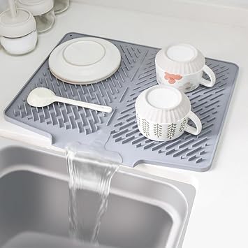 Dish Drying Mat Silicone for the Kitchen, Dish Drying Rack Drip Tray, Non-Slip Design Sink Mat for Crockery with Inclined Surface for Optimal Water Drainage