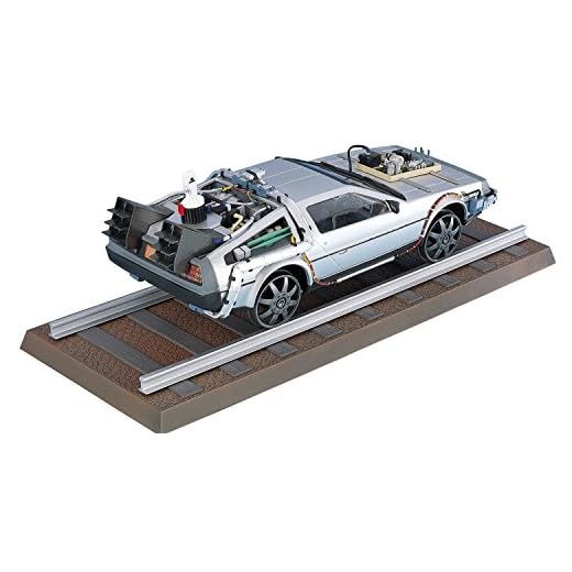 Regreso al Futuro III Maqueta 1/24 Delorean LK Coupe & Railroad