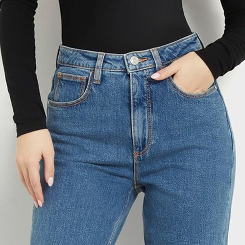 GUESS Women's Mom Jean4