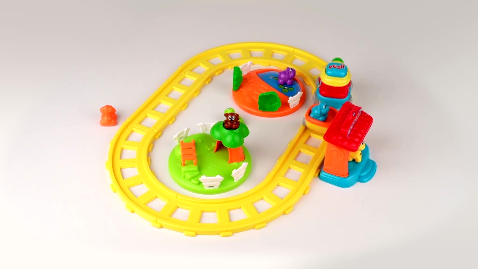 Chicco Train ECO+ – Circuit 2 Configurations, 18 Pièces En Plastique Recyclé, Locomotive Et 3 Wagons, Dès 18 Mois