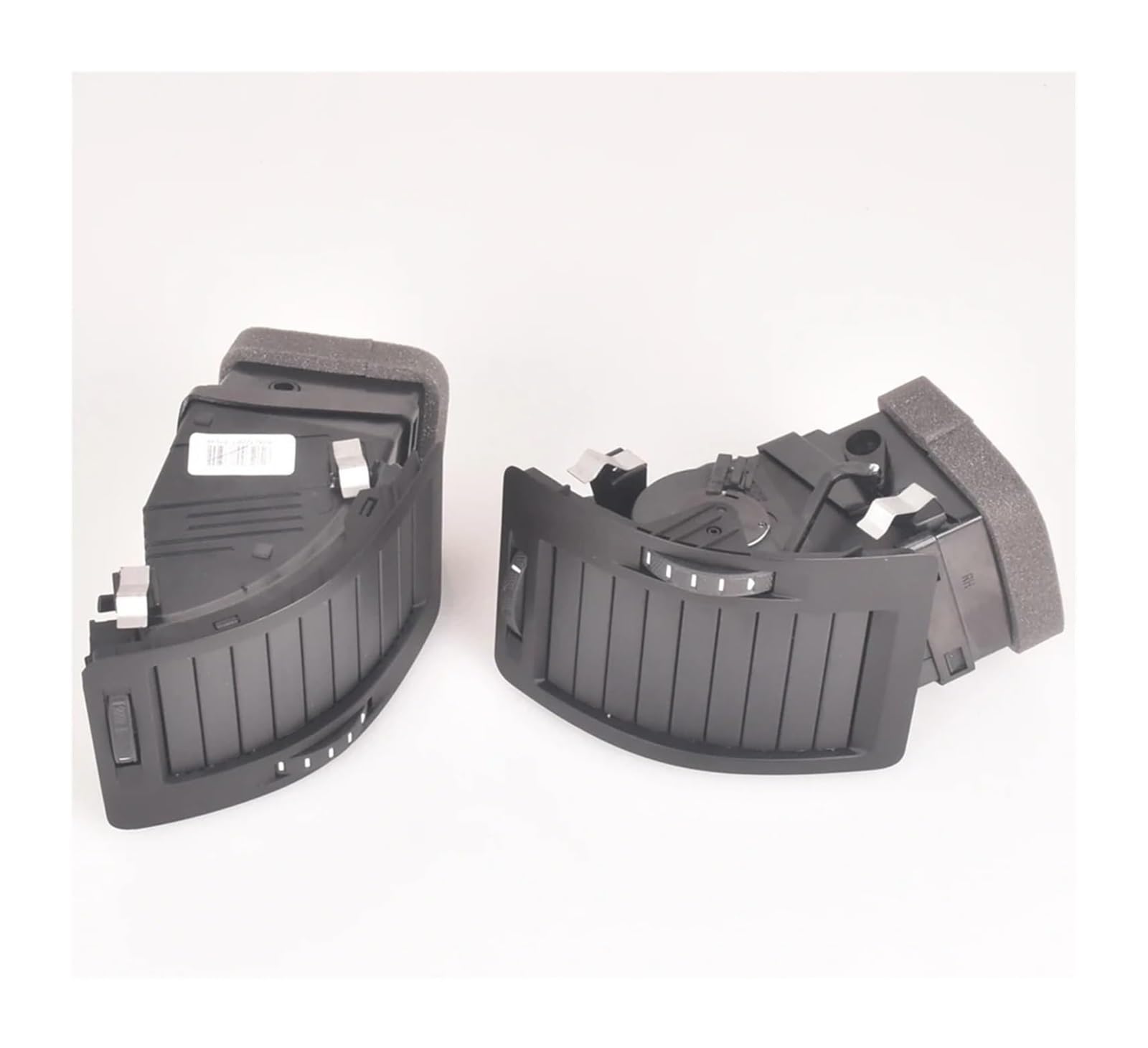 Grille de ventilation noire Skoda Octavia avec déflecteur ajustable