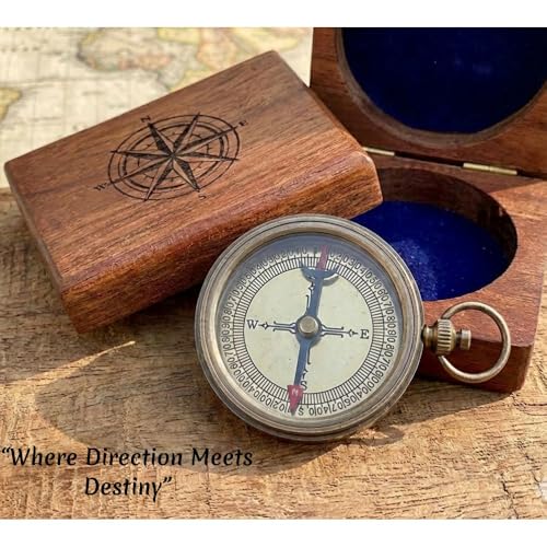 Brújula de Bolsillo Vintage Grabada con Texto Inspiracional, Latón y Estuche de Madera miniatura 3