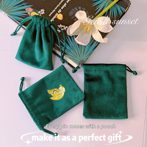 Image of Enamel Pin,Gold Owl Lapel Pin,Unique Metal Badge,Cute Engraving Bird Brooch,Gift for Art and Fashion Enthusiasts Animal Lovers Teens Friends Family,Daily Wear Accessory,DIY Decor