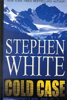 Hardcover Cold Case [Large Print] Book