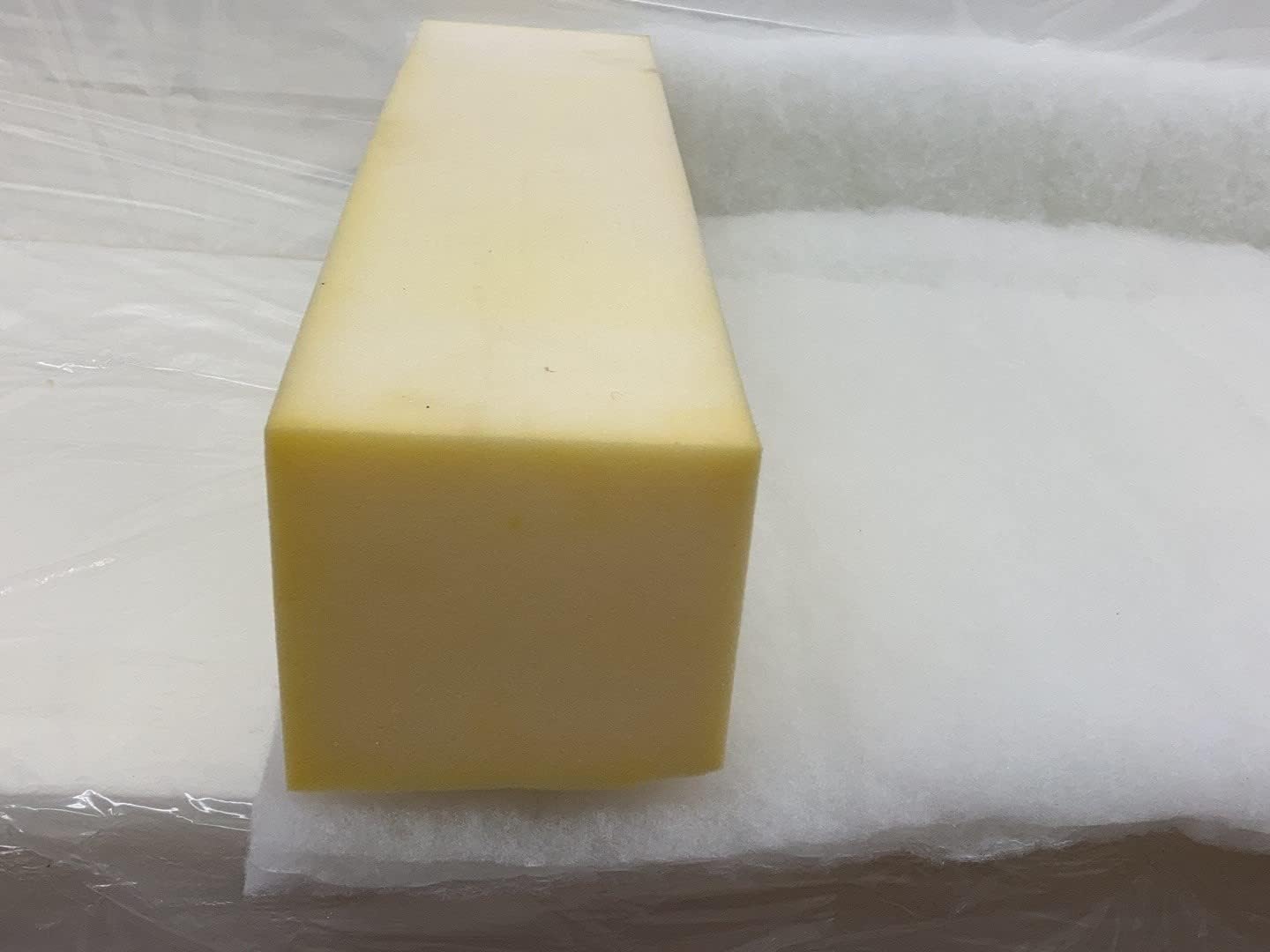 Bonded Outdoor Dacron Upholstery Grade Polyester Batting, 1" x30"x10 Yards. Note 1" Thickness Before Vacuum Transport