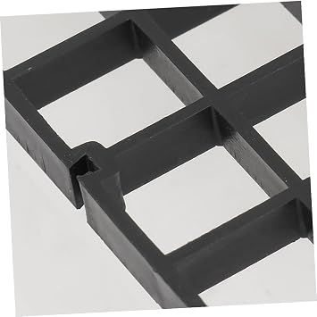 4 Sets Aquarium Fish Tank Separators Plastic Grid Isolation Plates with Clamps for Aquarium Dividers and Pet Cage Separation