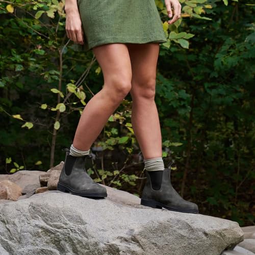 Image of Blundstone Dress Chelsea Boots for Men & Women