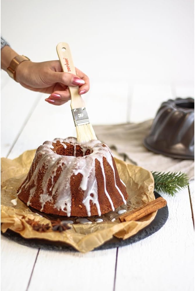 Cj 2 Wooden Handle Brushes