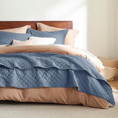 Image of Bedsure California King Quilts - Lightweight Bedspreads Cal King Size with Basket Weave Pattern, Soft Quilt Bedding Set, Mineral Blue Comforter Set Coverlet with 2 Pillow Shams (111 inch x 106 inch)