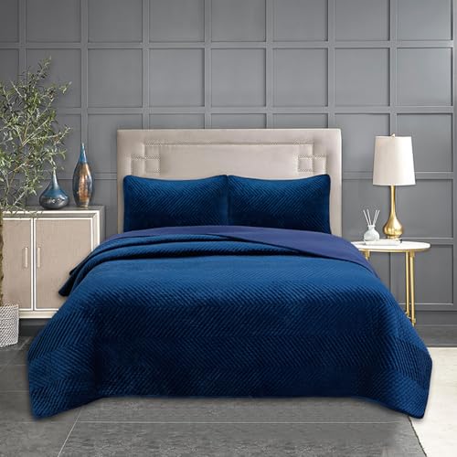 XIUWOUG Tagesdecke 240x260cm Navyblau, Baumwolle Tagesdecke Bettüberwurf, Samt Weiche Tagesdecke Stickerei, gesteppt Steppdecke mit 2 Kissenbezügen, Sofa Überwurfdecke Wohndecke für Bett,230X250CM