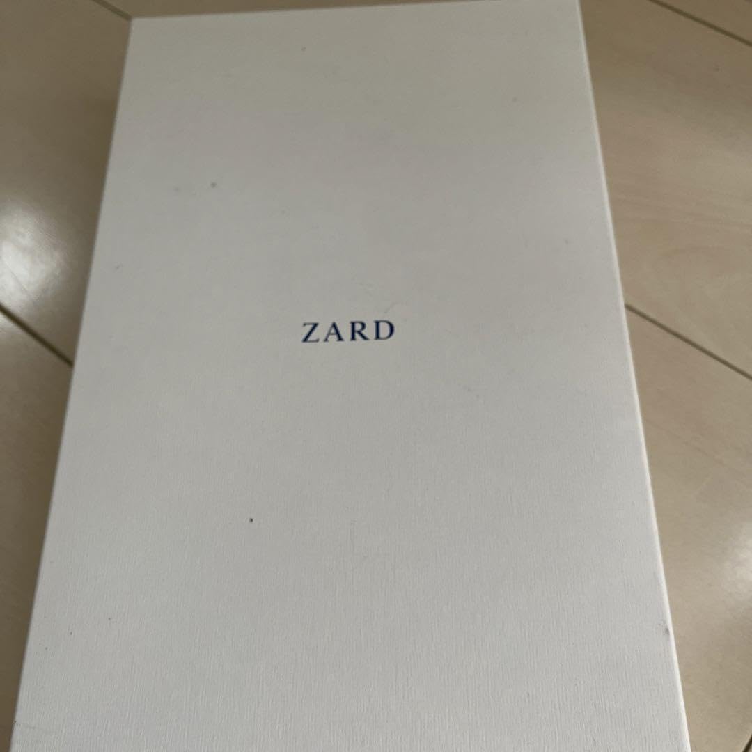 Amazon.co.jp: ZARD 限定マフラー : ファッション