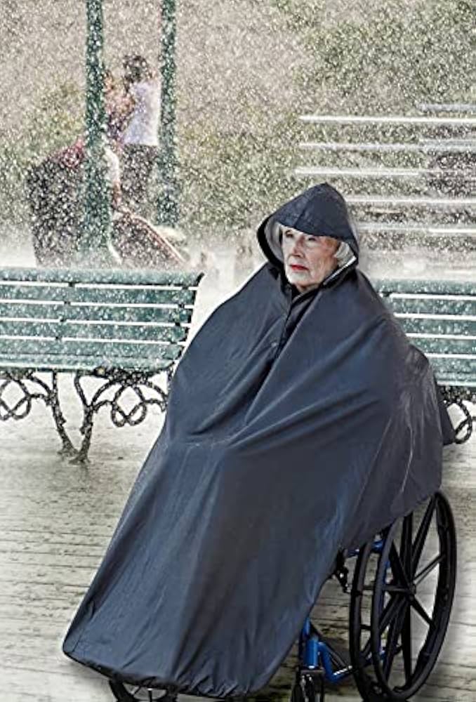 【WRYHT】ASYMMETRY CAPE PONCHO／新品タグ付／送料込 Cashmere Cape with Detachable Hood and Storm-System® Finish