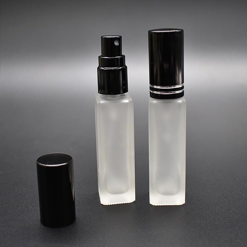 Mini bottiglie di profumo da viaggio, atomizzatore di profumo 5 pezzi 10 ml Bottiglie di profumo riutilizzabili in vetro smerigliato con nebbia fine Confezione di prova Lozione Pressa Flacone spray Co
