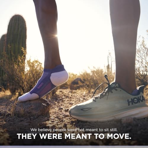 Image of Feetures Elite Max Cushion No Show Tab - Running Socks for Men & Women, Athletic Compression Socks, Moisture Wicking