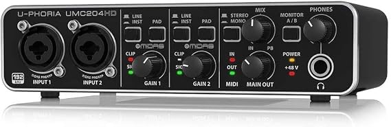 Behringer U-Phoria UMC204HD   
