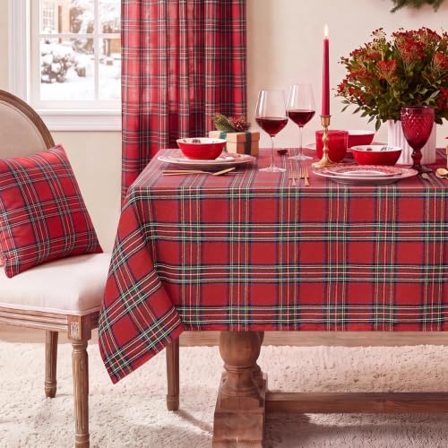 Softalker Christmas Checkered Tablecloth...