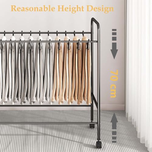 Étagère à pantalons à roulettes pour gagner de la place dans un petit dressing - 4
