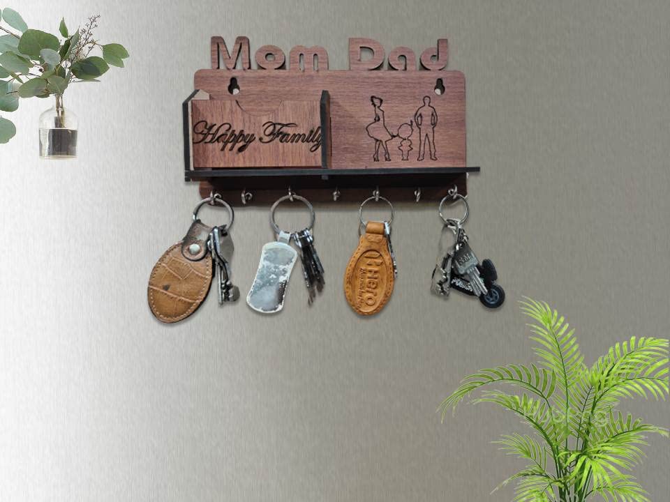 Image of Mom Dad Keys Holder Happy Family Key Organizer Designer Wooden Key Holder Wooden Keychain Holder for Home, Living Room, Office Wall Decor Great Gift Item Mobile Pocket and Pen Holder