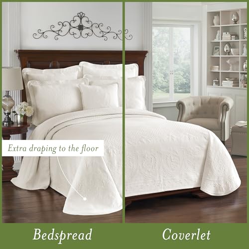 Image of King Charles Modern Farmhouse Floral Matelasse Coverlet, 100% Cotton Breathable Bedding, Full /Queen, Ivory