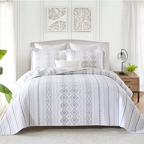 Finlonte Quilt King Size Boho Quilt Set Boho Bedding Bedspread King Size, 3 Pcs White Bohemian Quilt Set With Gray Striped Printed For All Season #TOP11