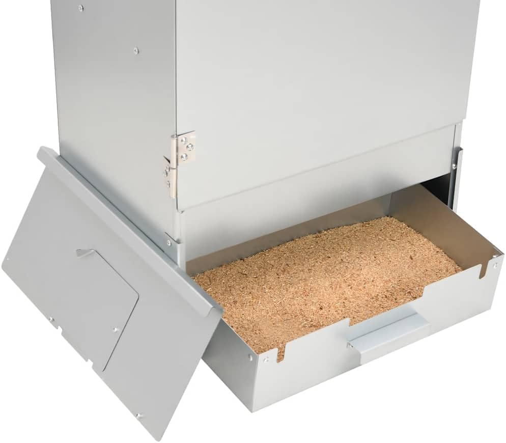 Wood chip drawer of the smoker