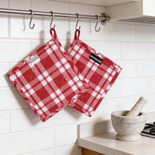 Image of Encasa XO Oven Microwave Pot Holders Trivets 21 cm (2 pc) for Kitchen Cooking & Baking - Heat Resistant, Thick & Safe, Protection of Hands from Hot Utensils, Grill, BBQ - Franca Red Checks