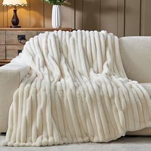 NEWCOSPLAY Faux Fur Throw Blanket Ivory 3D Ribbed Plush Thick Warm Blanket for Couch Sofa Bed 850GSM (Ivory Ribbed, Throw(50″x60″))