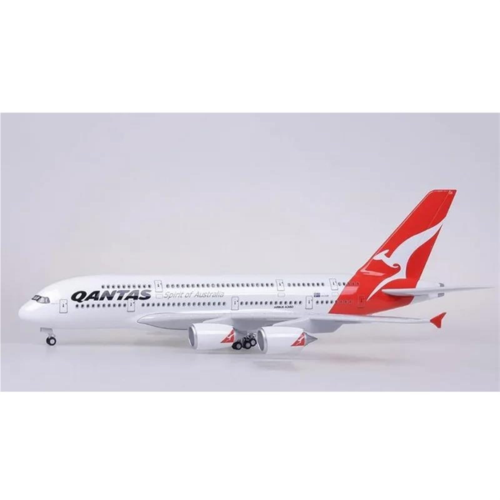 Amazon.co.jp: 装飾飛行機 1/200 36.5cm QANTAS Airline 380 A380
