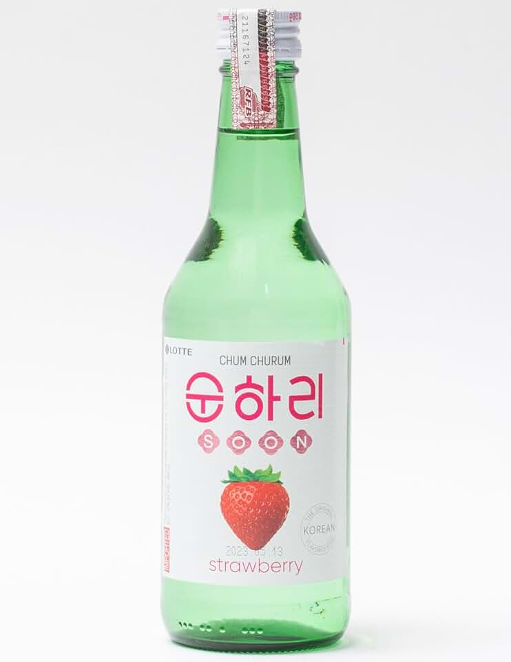 Soju Bebida Alcoólica Coreana Sabor Morango 360ml